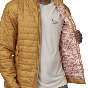 Patagonia Men's Mustard Quilted Puffer Jacket
